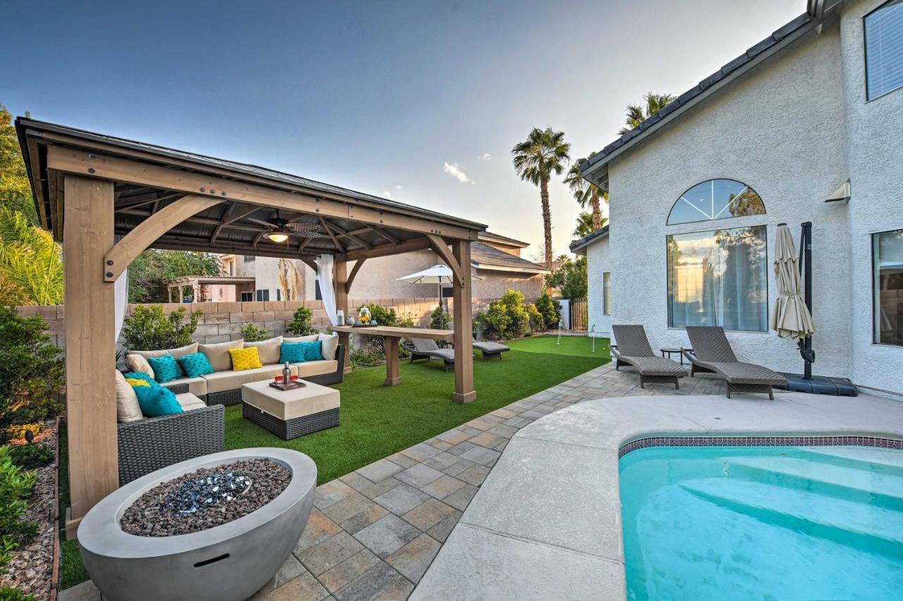 Top-Notch Las Vegas Oasis With Games, Golf And More! Villa Bagian luar foto